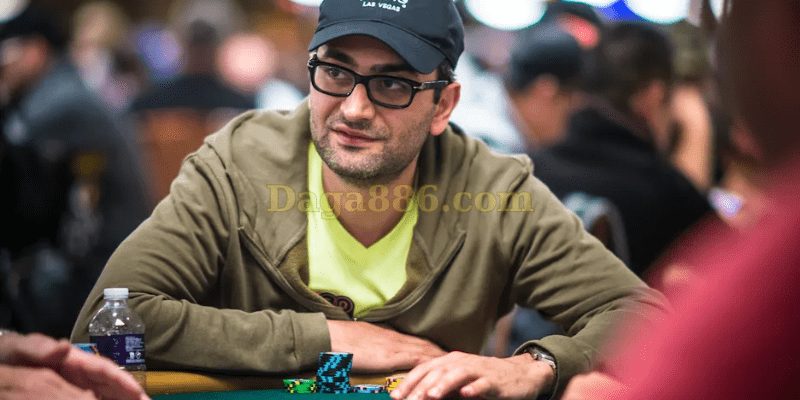 Điểm danh top 10 cao thủ đánh Poker nổi tiếng thế giới Antonio Esfandiari - Top 10 cao thủ đánh Poker thành công trên thế giới